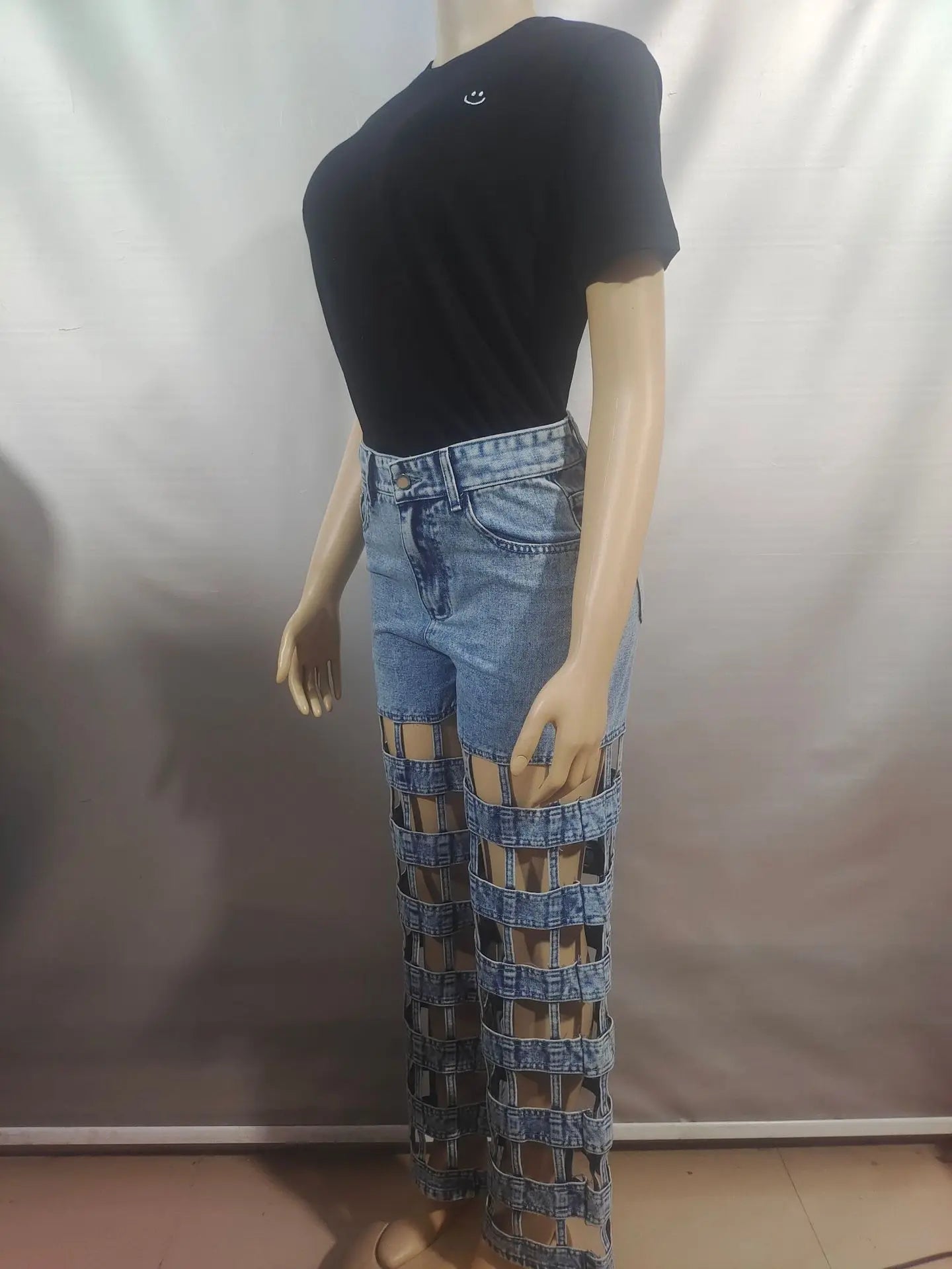 Women Hollow Out High-Waisted Jeans